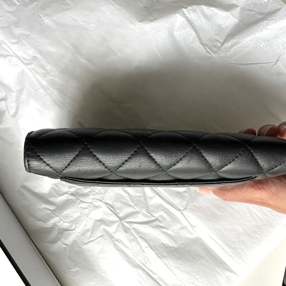 Authentic Chanel Wallet (can be WOC) - Picture 2 of 9
